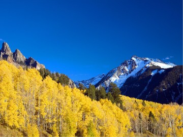 Autumn%20Mountainside%20with%20Resurrection%20Scripture