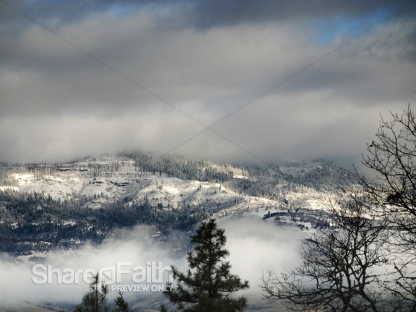 Snowy%20Mountain%20Scene%20with%20Clouds%20and%20Fog
