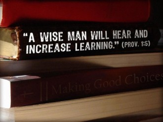 Books and a Proverb Photo Background