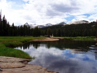 Mountain%20Lake%20in%20Gentle%20Pasture